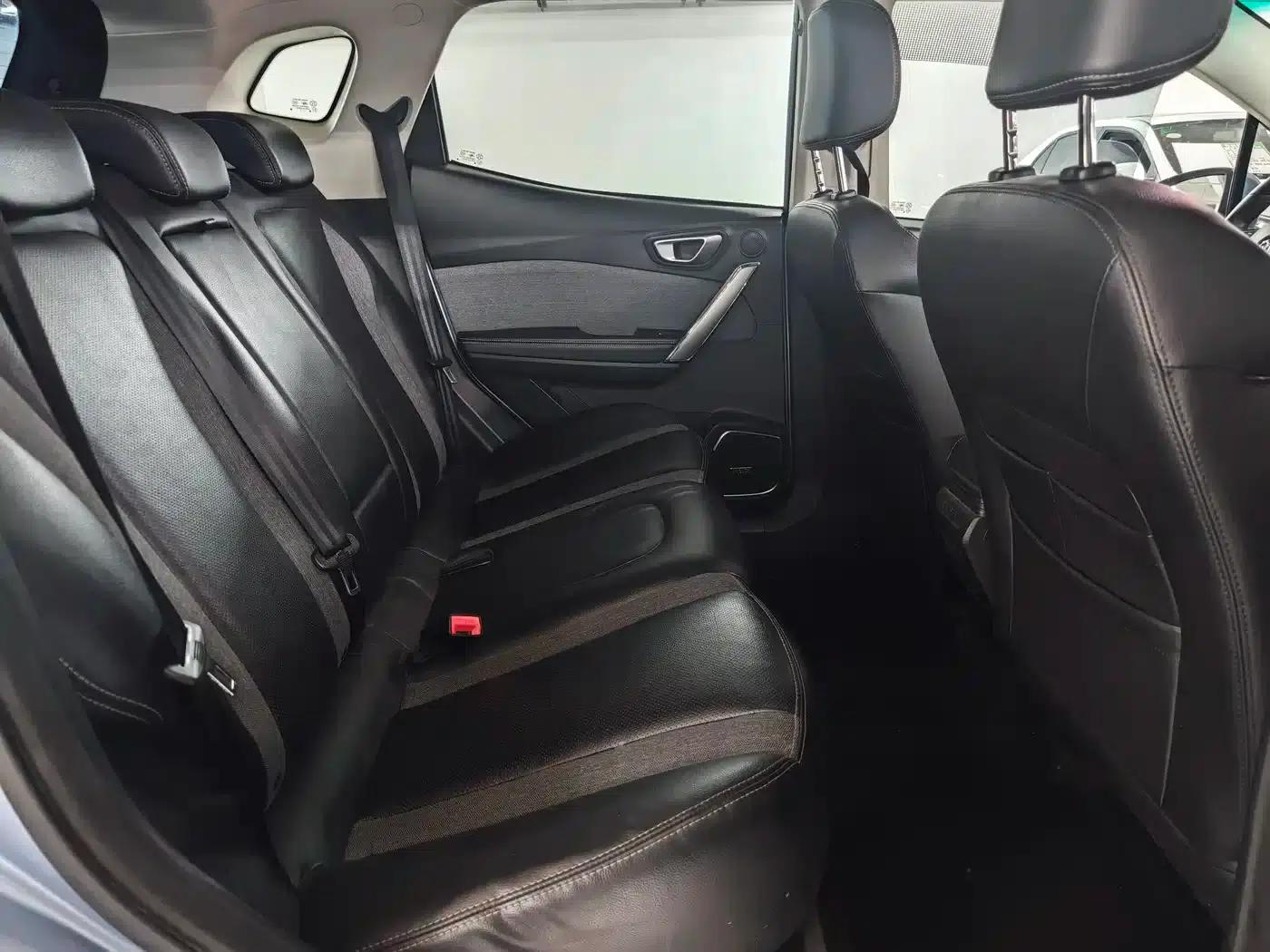 Beijing EX3 2019 R600 Sporty Edition — миниатюра 10