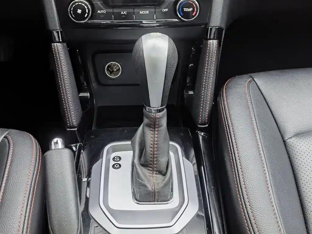 Senova X55 2016 1.5T CVT Elite Edition — миниатюра 13