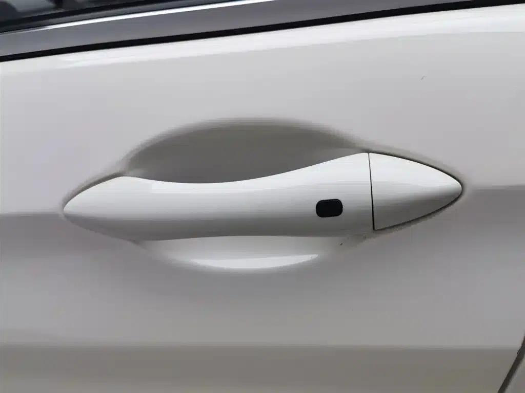 Senova X55 2016 1.5T CVT Elite Edition — миниатюра 18