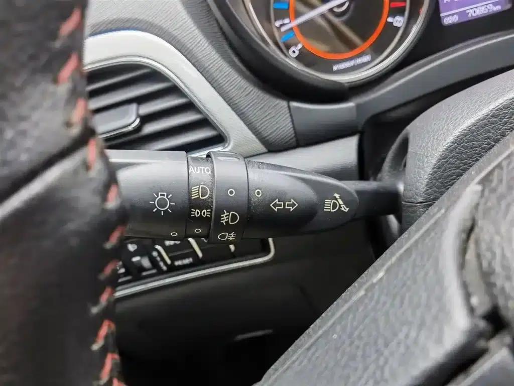 Senova X55 2016 1.5T CVT Elite Edition — миниатюра 21
