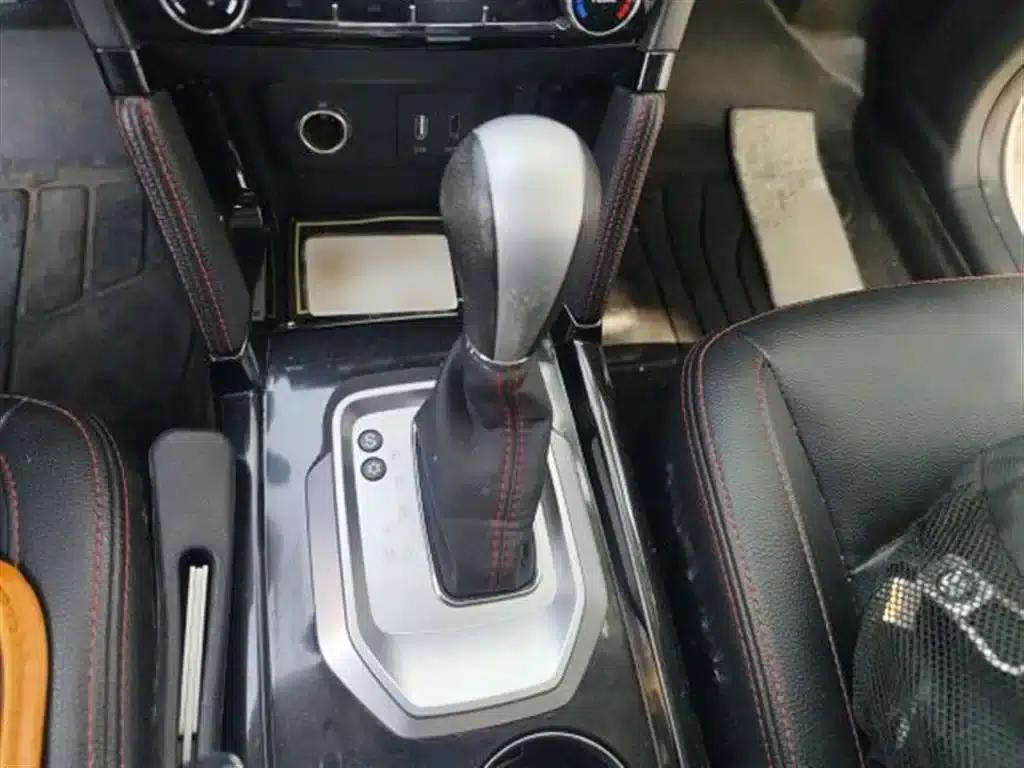 Senova X55 2016 1.5T CVT Elite Edition — миниатюра 14