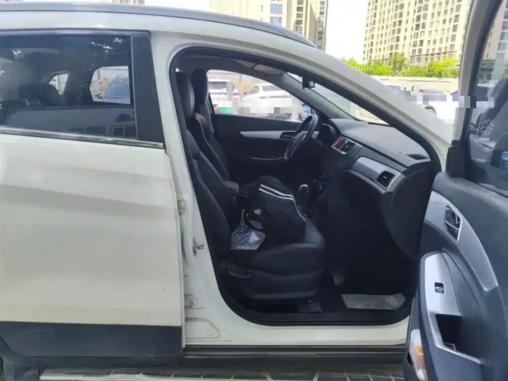 Senova X55 2016 1.5T CVT Elite Edition — миниатюра 19