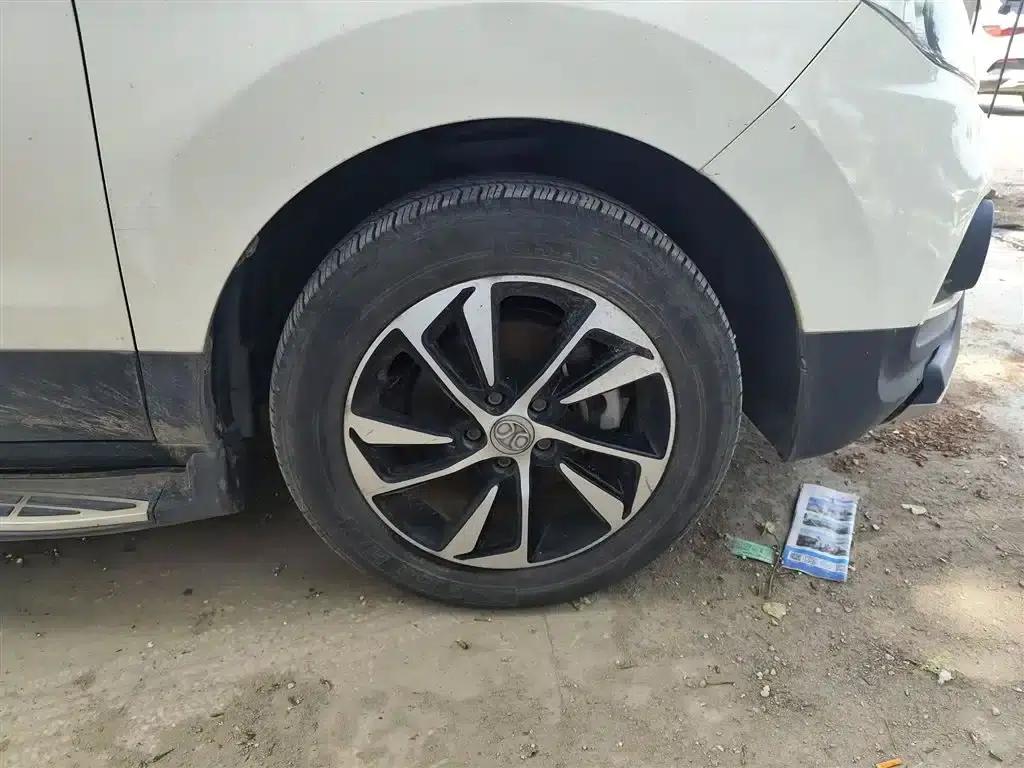 Senova X55 2016 1.5T CVT Elite Edition — миниатюра 23