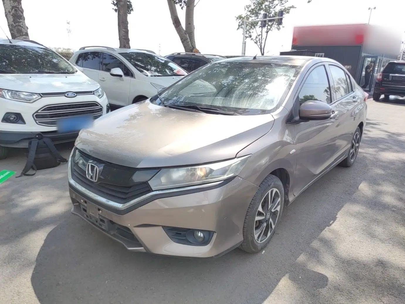 Honda Greiz 2016 1.5L CVT Classic Edition — миниатюра 1