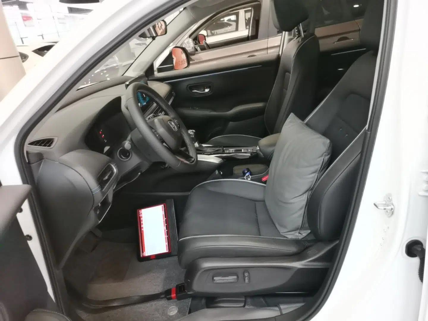 Honda HR-V 2024 240TURBO Jingyue Edition — миниатюра 18