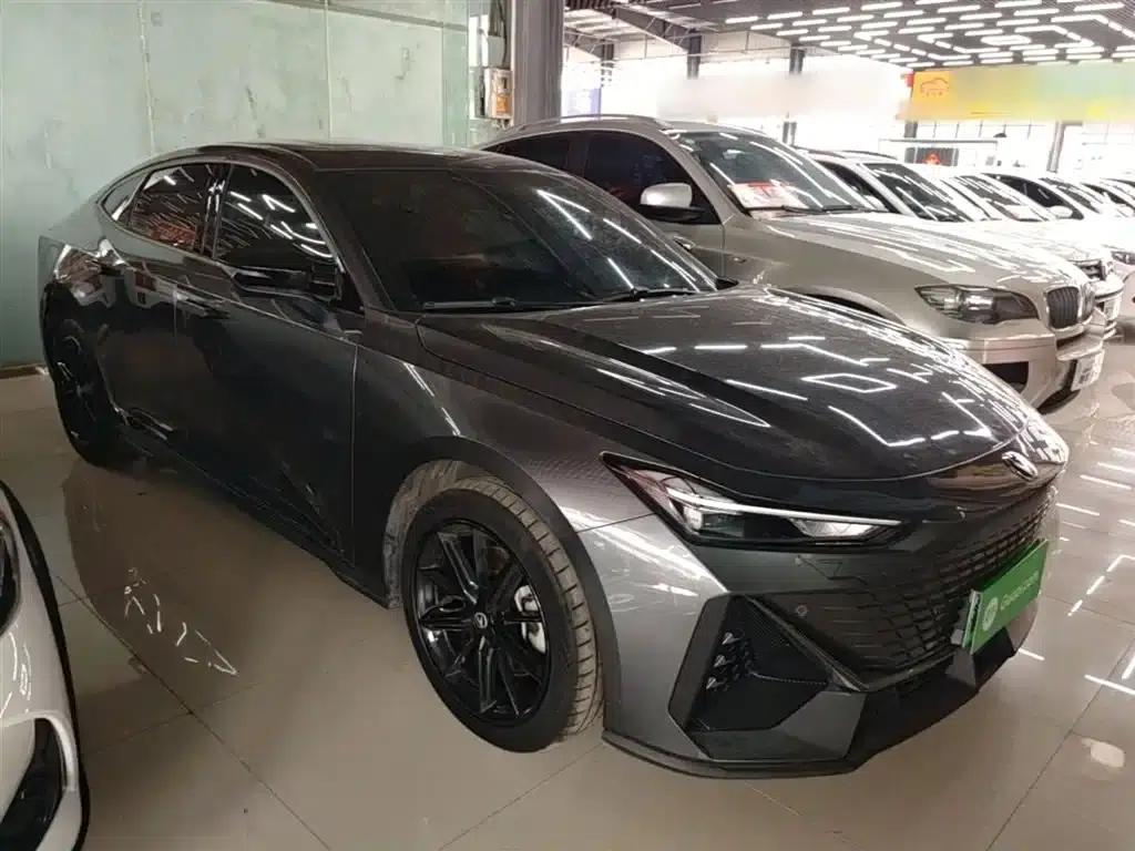 Changan UNI-V Smart Electric iDD 2023 Model, Smart Electric iDD 1.5T, 113km/h Smart Fun Edition — миниатюра 4