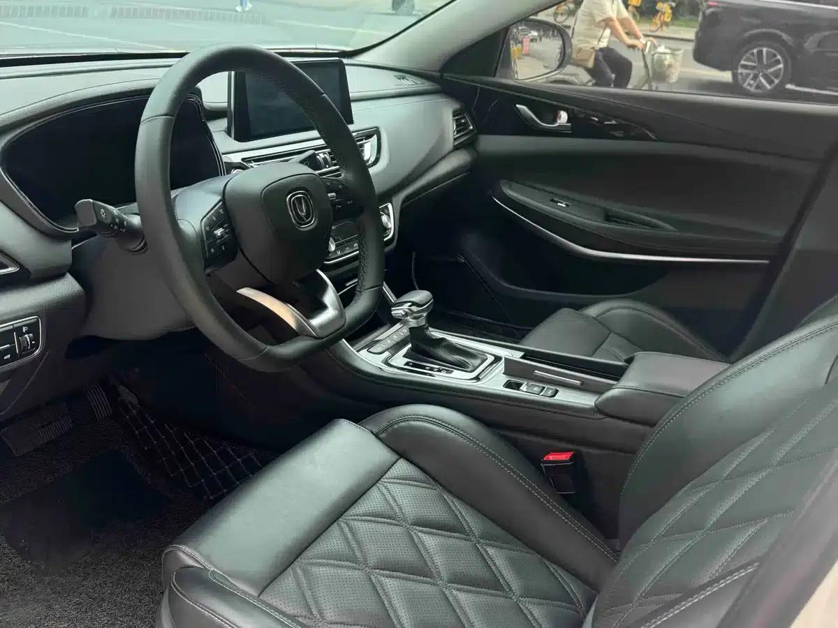 Ruicheng CC 2022 Blue Whale Edition 1.5T DCT Premium — миниатюра 3