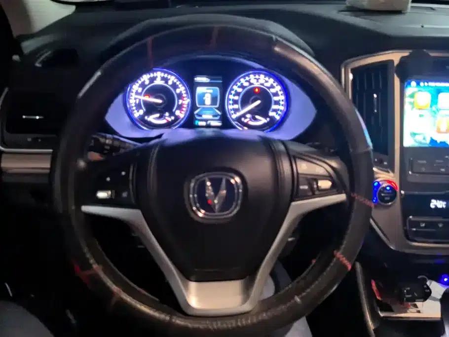 Changan CS95 2017 2.0T 2WD Smart Edition — миниатюра 15