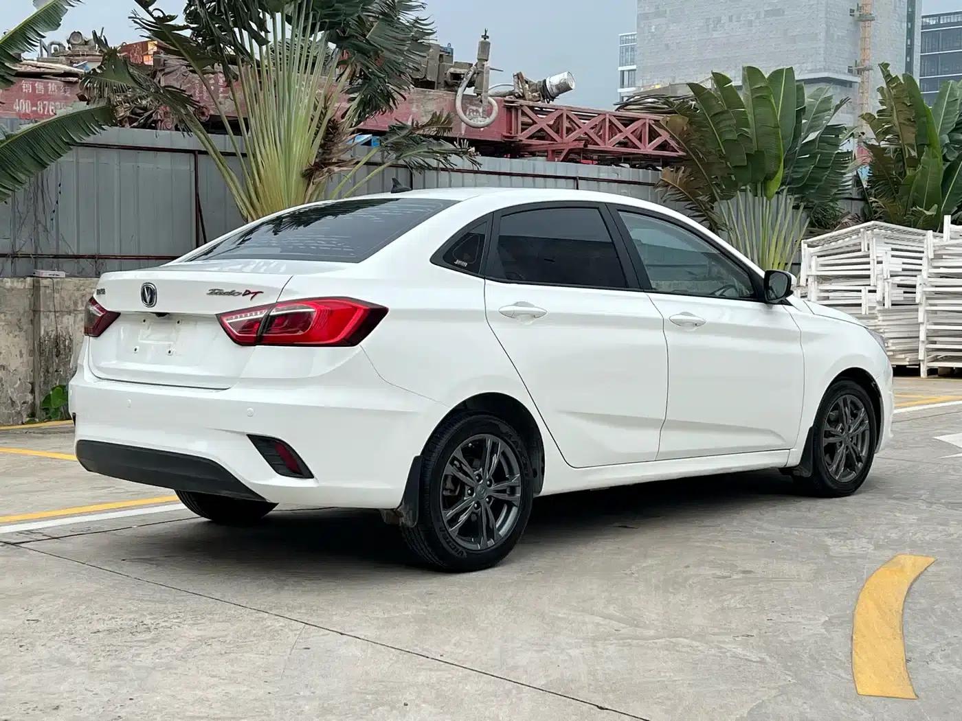 Changan Eado DT 2021 1.6L Manual Deluxe Edition — миниатюра 7
