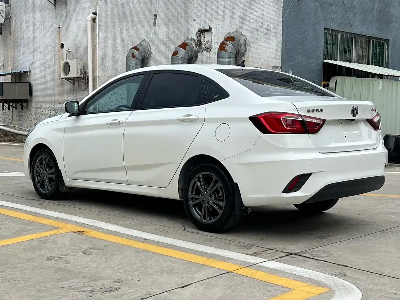 Changan Eado DT 2021 1.6L Manual Deluxe Edition — миниатюра 9
