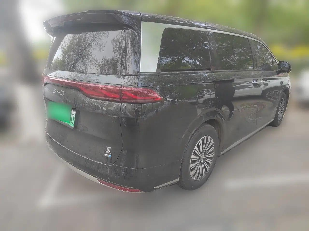 BYD Xia 2025 DM-i 1.5T 180km Beyond Edition — миниатюра 6