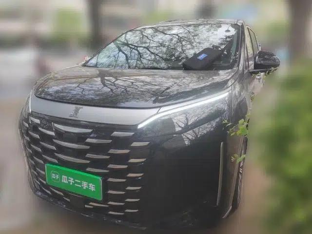 BYD Xia 2025 DM-i 1.5T 180km Beyond Edition