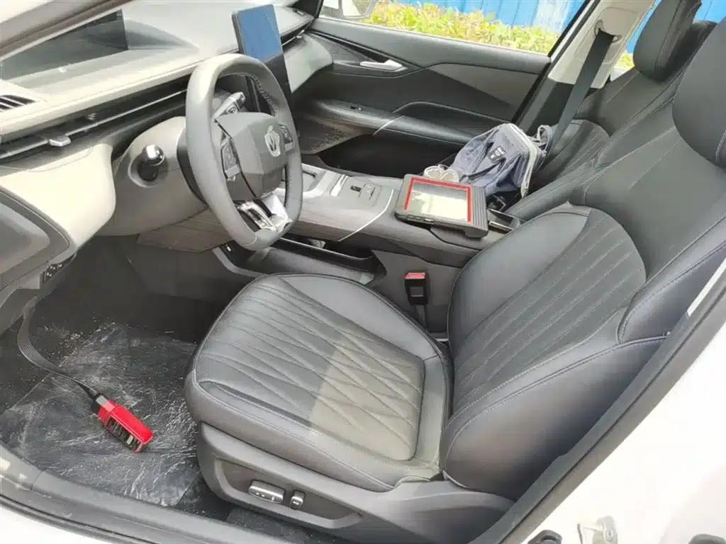 Changan Eado PHEV 2025 Smart Blue Whale 145KM Battleship Edition — миниатюра 14