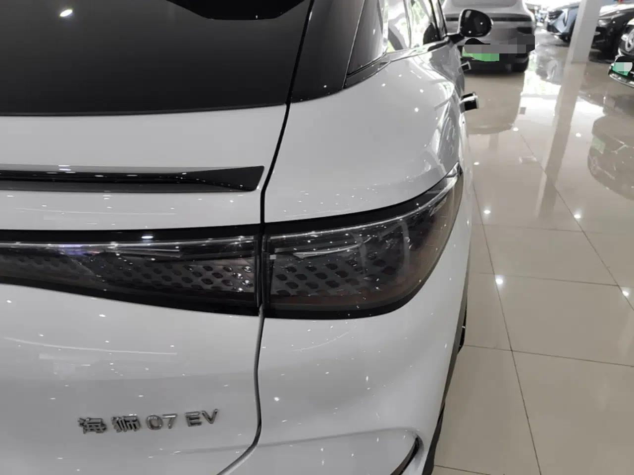 BYD Sealion 07 EV 2024 610 Zhihang Edition — миниатюра 3