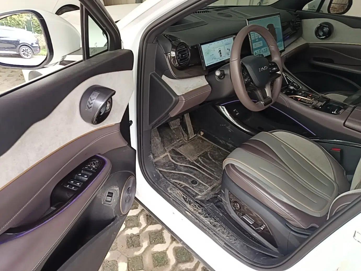 BYD Frigate 07 2024 HONOR Edition DM-i 205KM Flagship Model — миниатюра 19