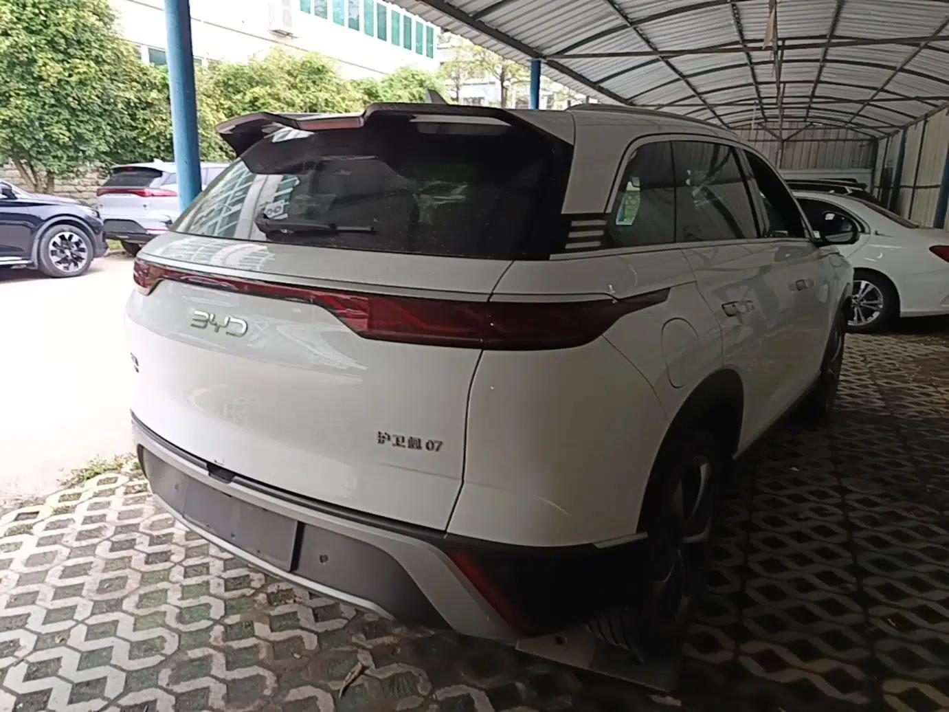 BYD Frigate 07 2024 HONOR Edition DM-i 205KM Flagship Model — миниатюра 6