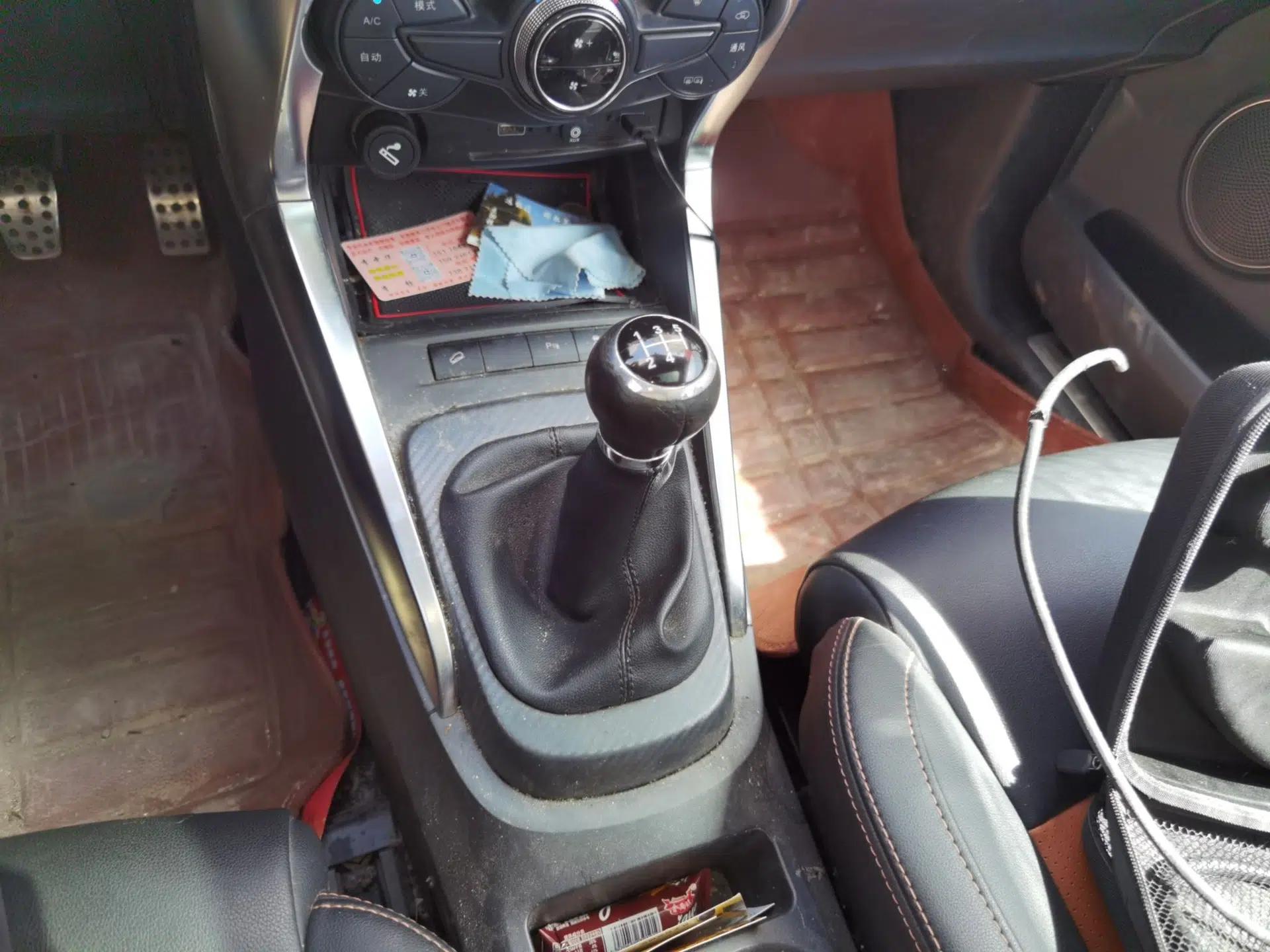 BYD Yuan 2016 1.5L Manual Luxury Version — миниатюра 15