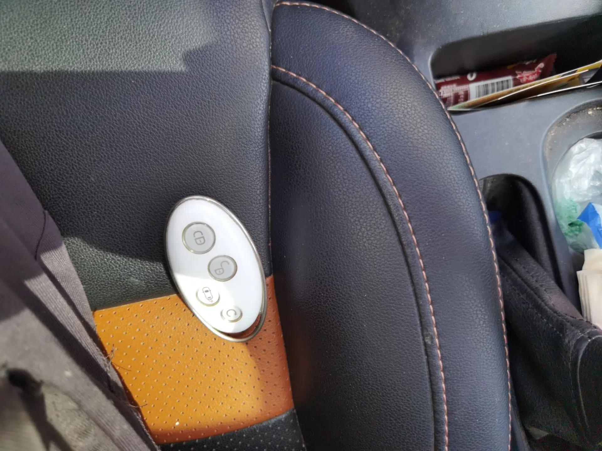 BYD Yuan 2016 1.5L Manual Luxury Version — миниатюра 9