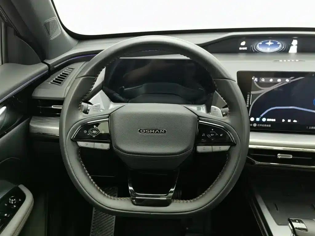 Changan Oushang Z6 2022 Blue Whale 1.5T DCT Smart City Edition — миниатюра 11