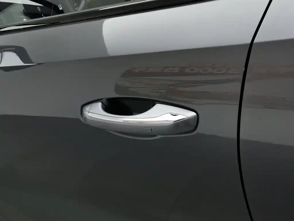 Changan Oushang Z6 2022 Blue Whale 1.5T DCT Smart City Edition — миниатюра 18