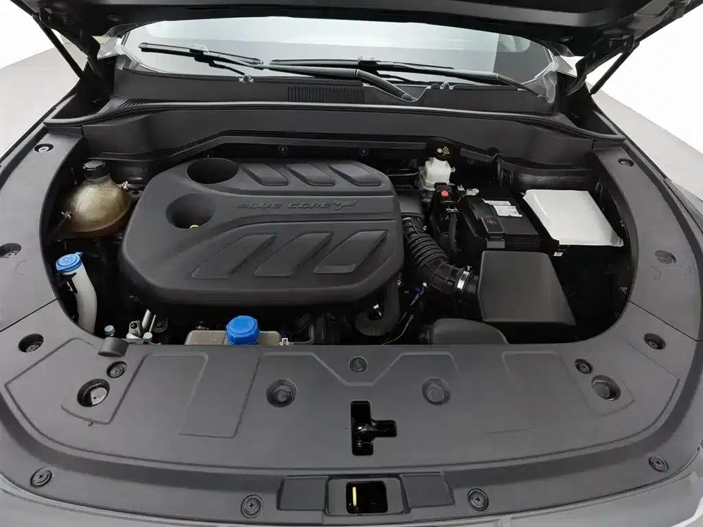 Changan Oushang Z6 2022 Blue Whale 1.5T DCT Smart City Edition — миниатюра 6