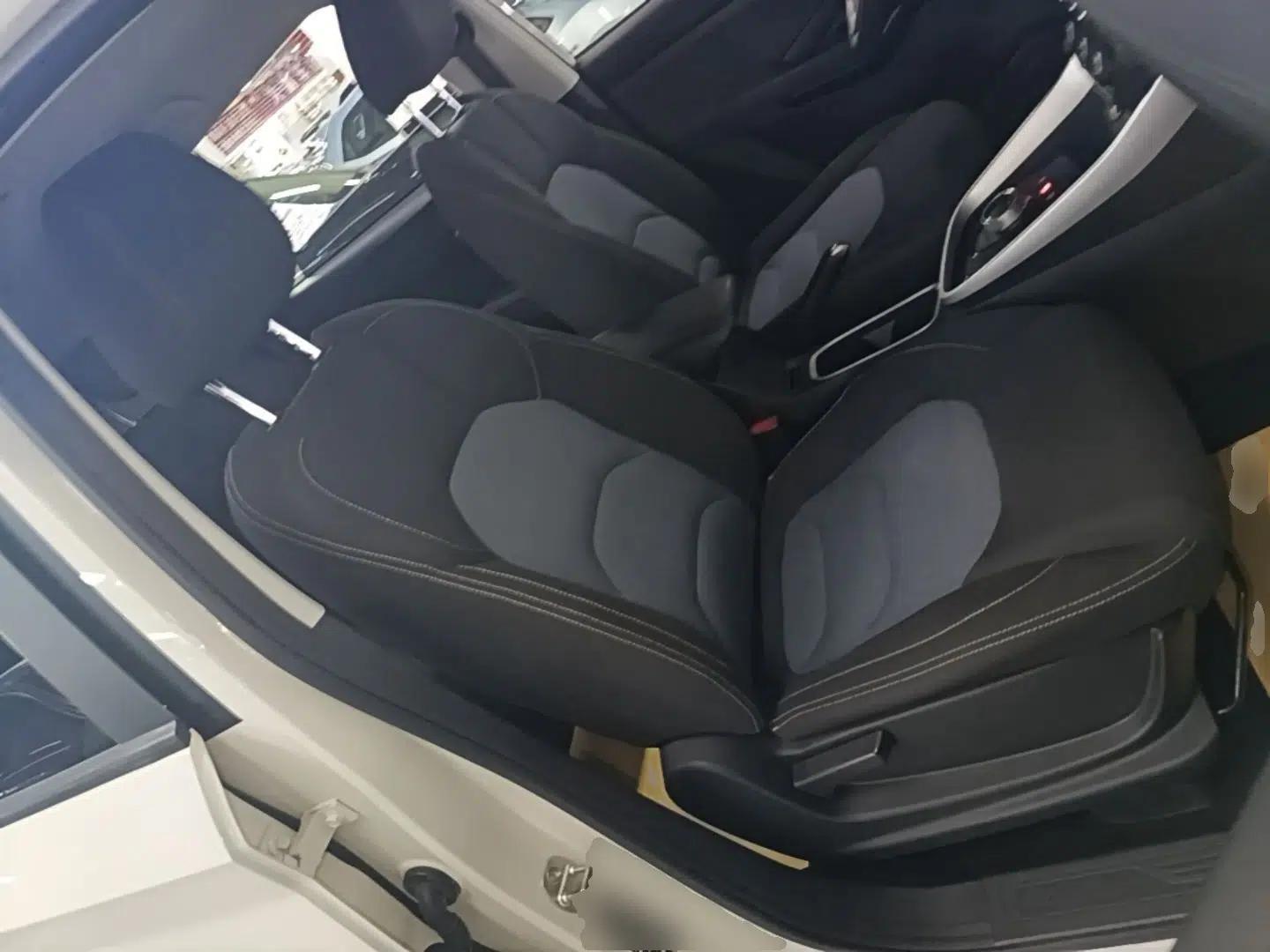Baojun 530 2018 1.8L Automatic Elite Version China V Emission Standard — миниатюра 26