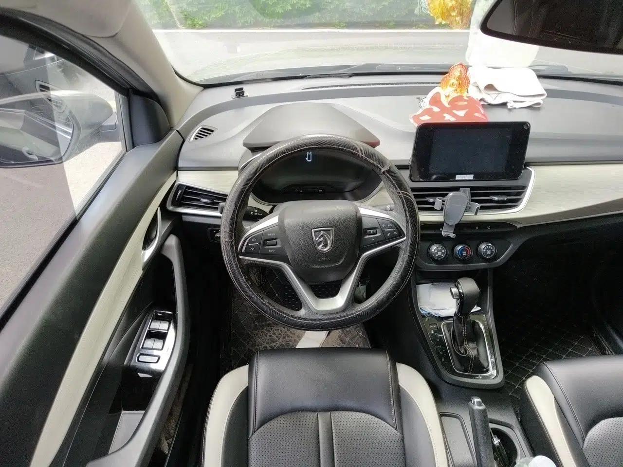 Baojun 360 2021 1.5L CVT Elite Version 77kW — миниатюра 11