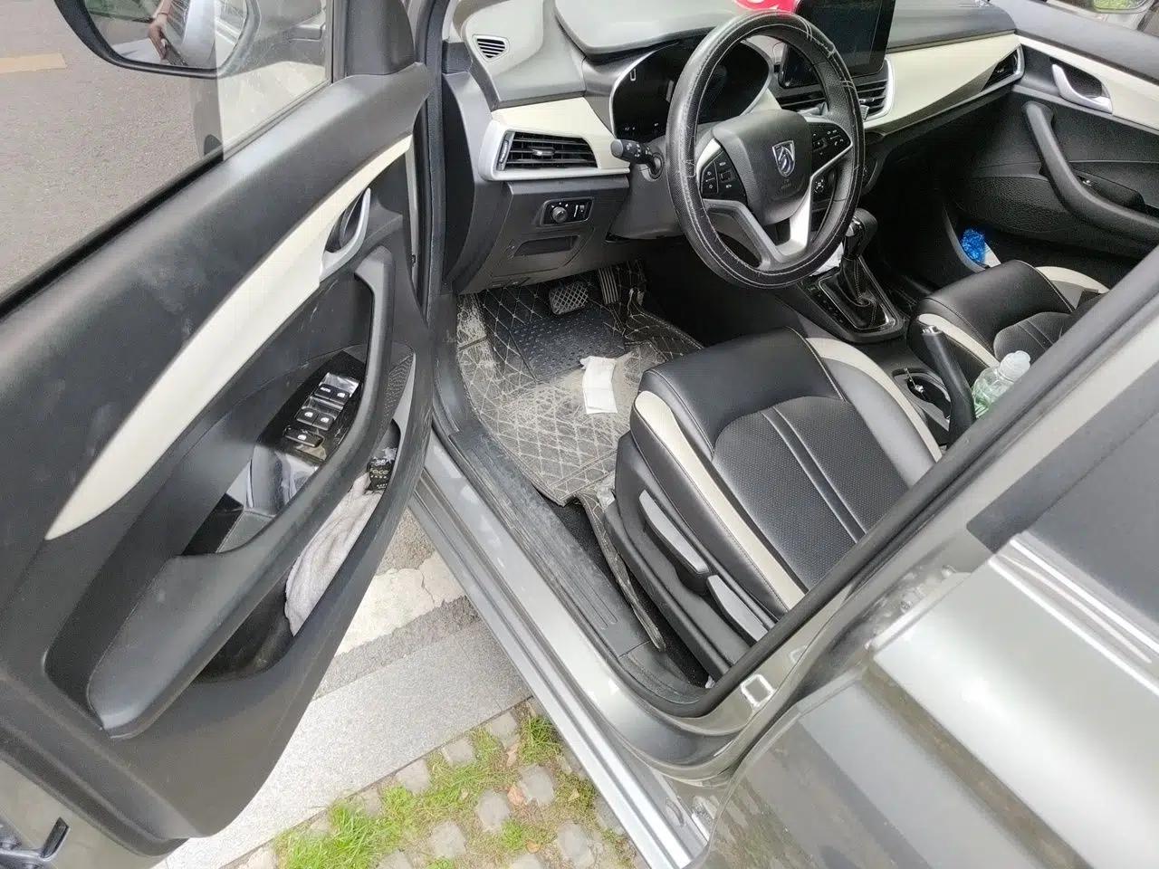 Baojun 360 2021 1.5L CVT Elite Version 77kW — миниатюра 17