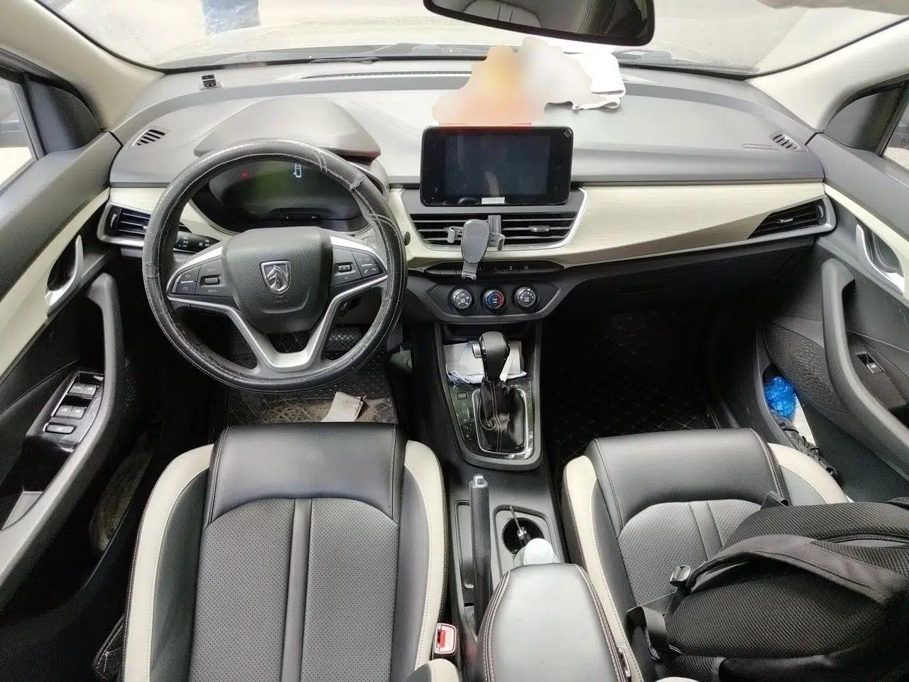 Baojun 360 2021 1.5L CVT Elite Version 77kW — миниатюра 10