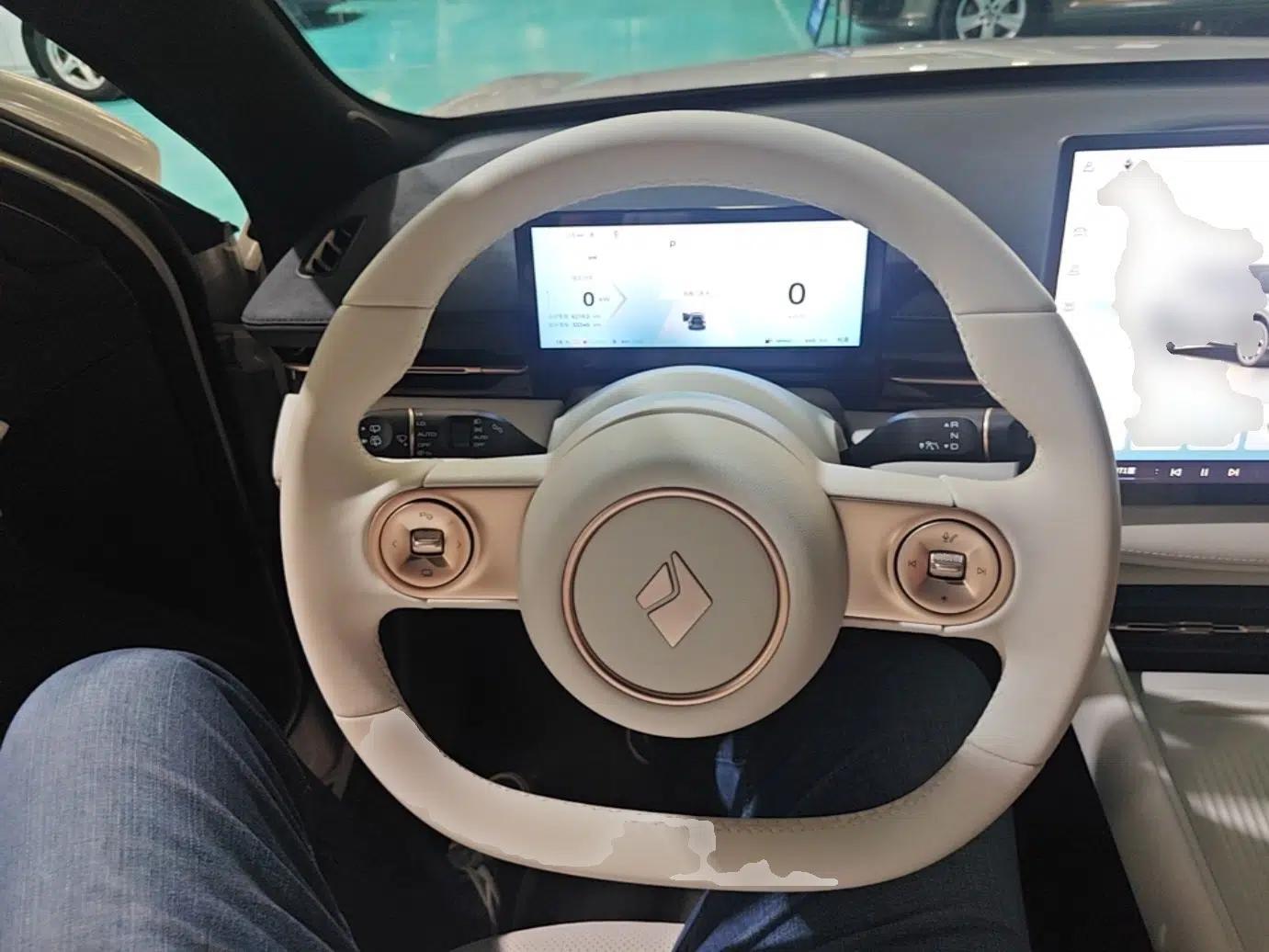 Baojun Yunhai 2024 140km Plug-in Hybrid Version — миниатюра 14