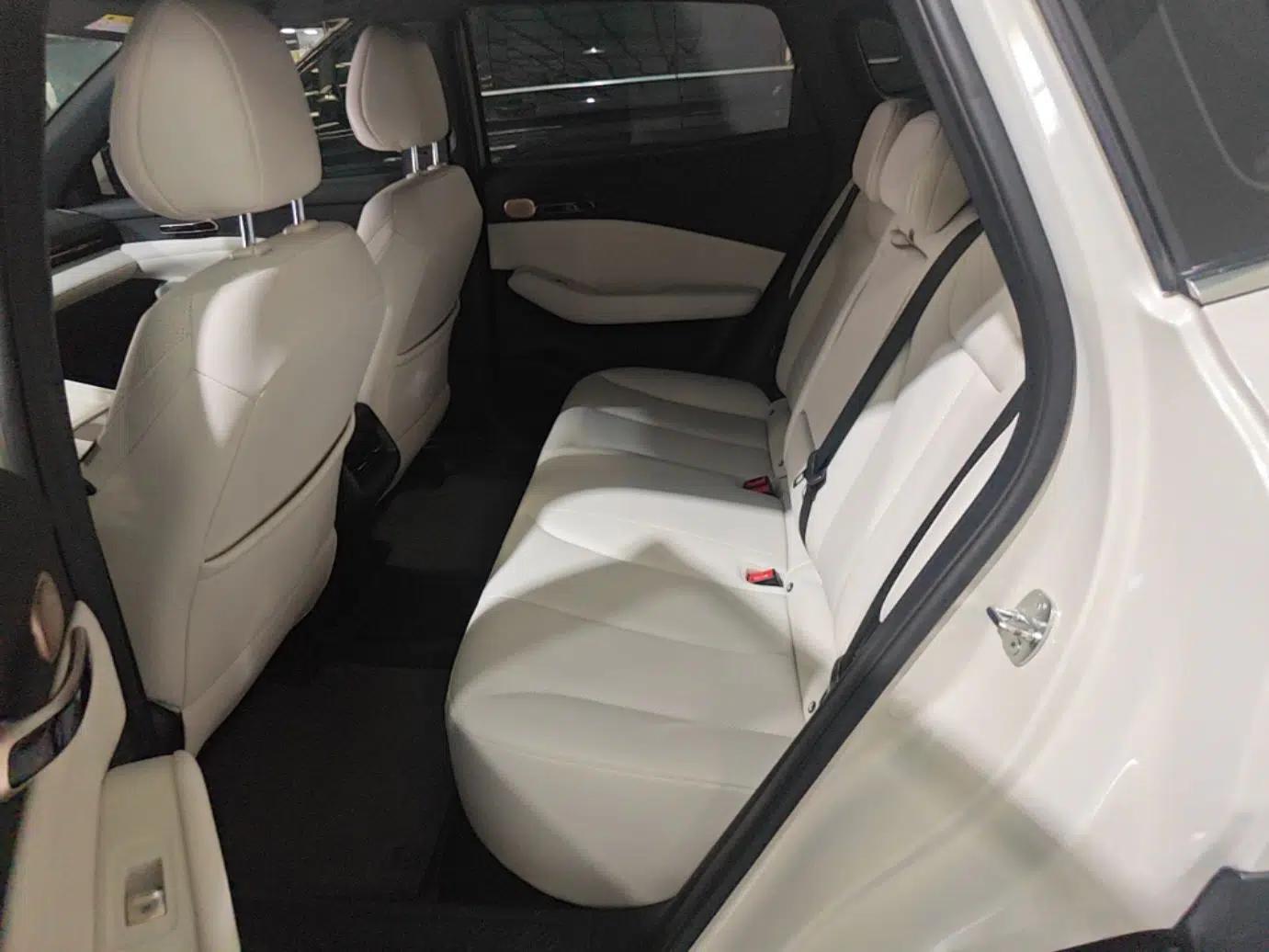 Baojun Yunhai 2024 140km Plug-in Hybrid Version — миниатюра 20