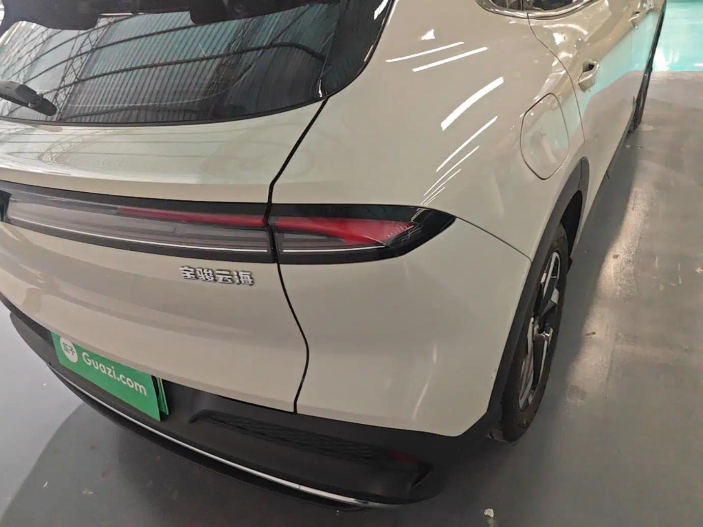 Baojun Yunhai 2024 140km Plug-in Hybrid Version — миниатюра 7