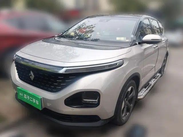 Baojun RM-5 2019 1.5T CVT 24-Hour Online Prestige Version 6 Seats