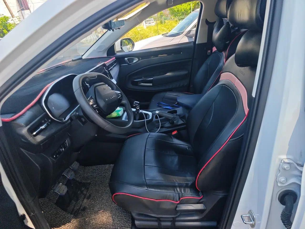 Baojun RM-5 2019 1.5T Manual Elite Version with 24-Hour Online Service 6 Seats — миниатюра 16