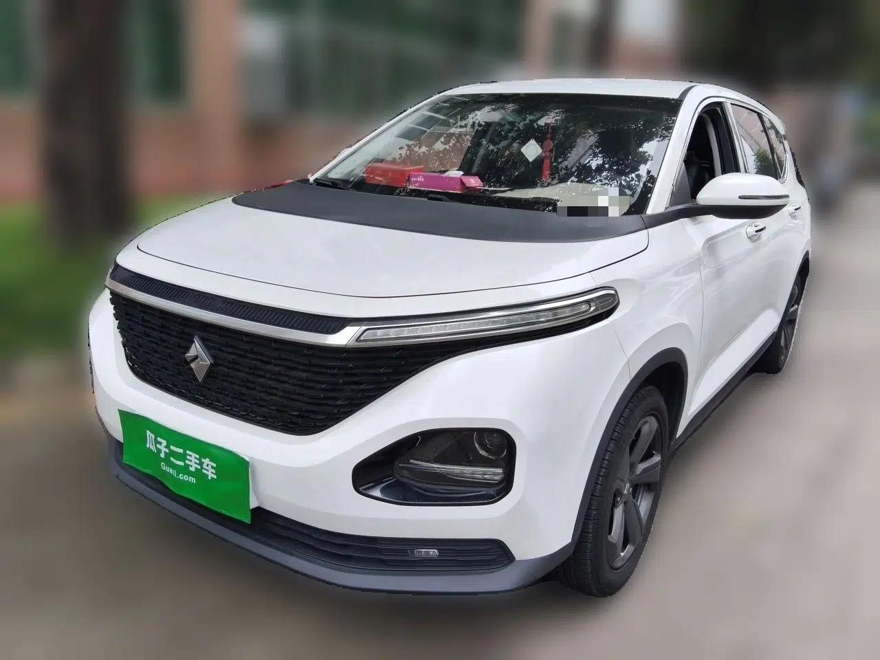 Baojun RM-5 2019 1.5T Manual Elite Version with 24-Hour Online Service 6 Seats — миниатюра 1
