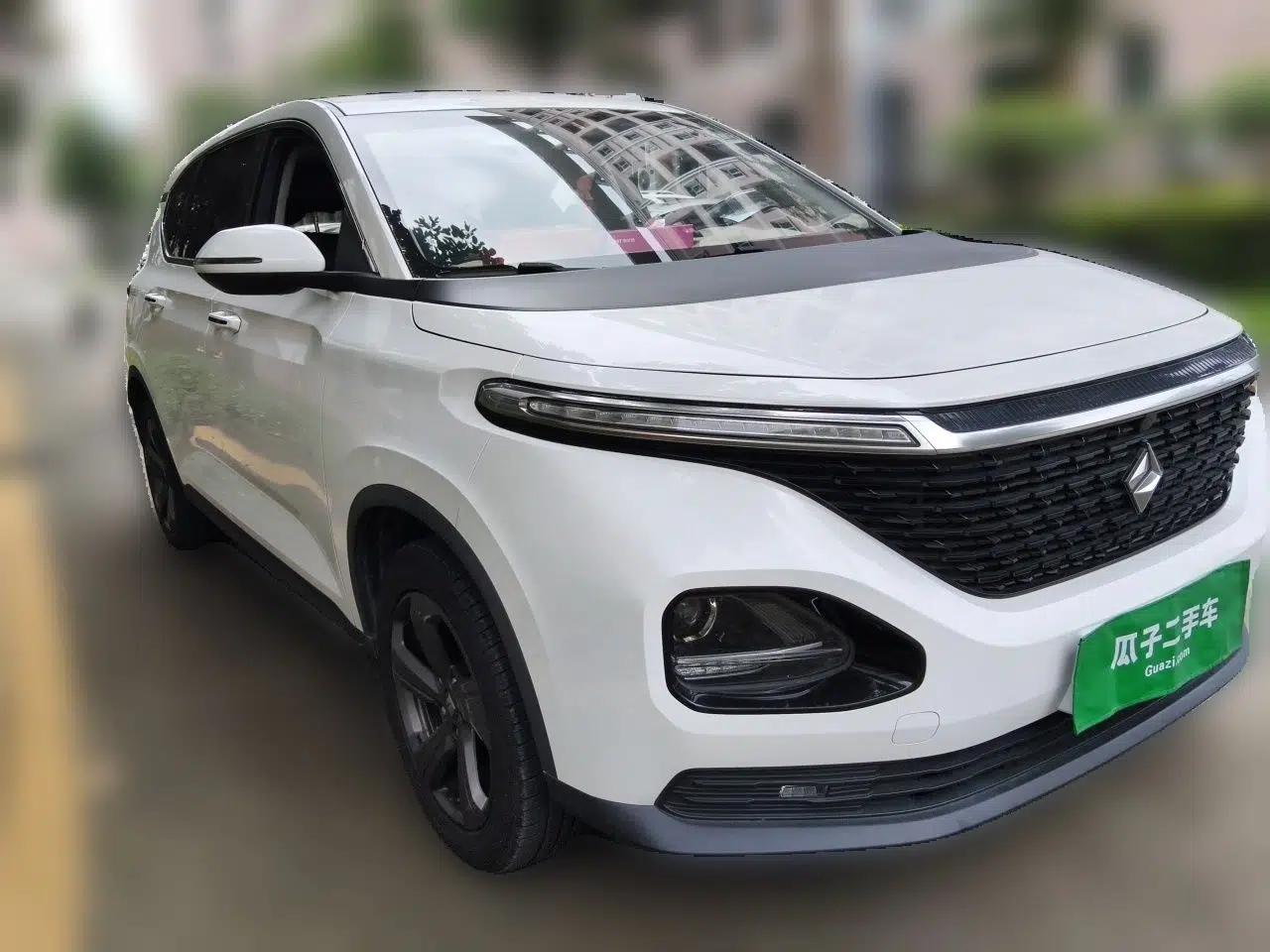 Baojun RM-5 2019 1.5T Manual Elite Version with 24-Hour Online Service 6 Seats — миниатюра 3