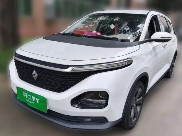 Baojun RM-5 2019 1.5T Manual Elite Version with 24-Hour Online Service 6 Seats