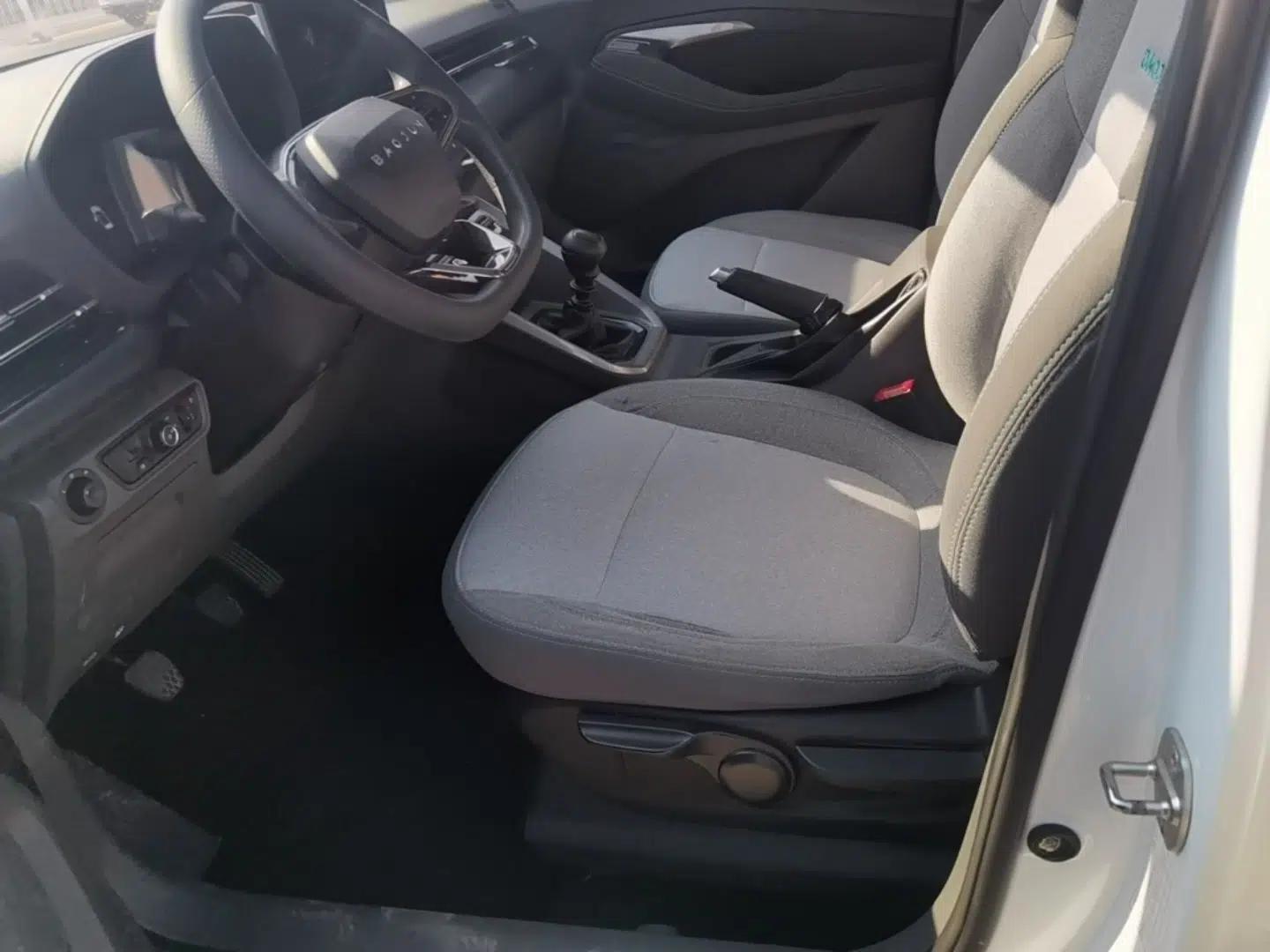 Baojun RS-3 2020 1.5L Manual Smart Comfort Edition — миниатюра 18