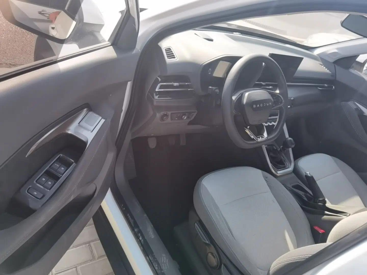 Baojun RS-3 2020 1.5L Manual Smart Comfort Edition — миниатюра 19