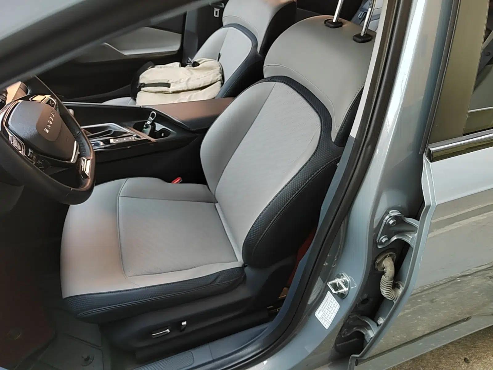 Baojun RC-5 2020 1.5T CVT Smart Shine Prestige Edition — миниатюра 17