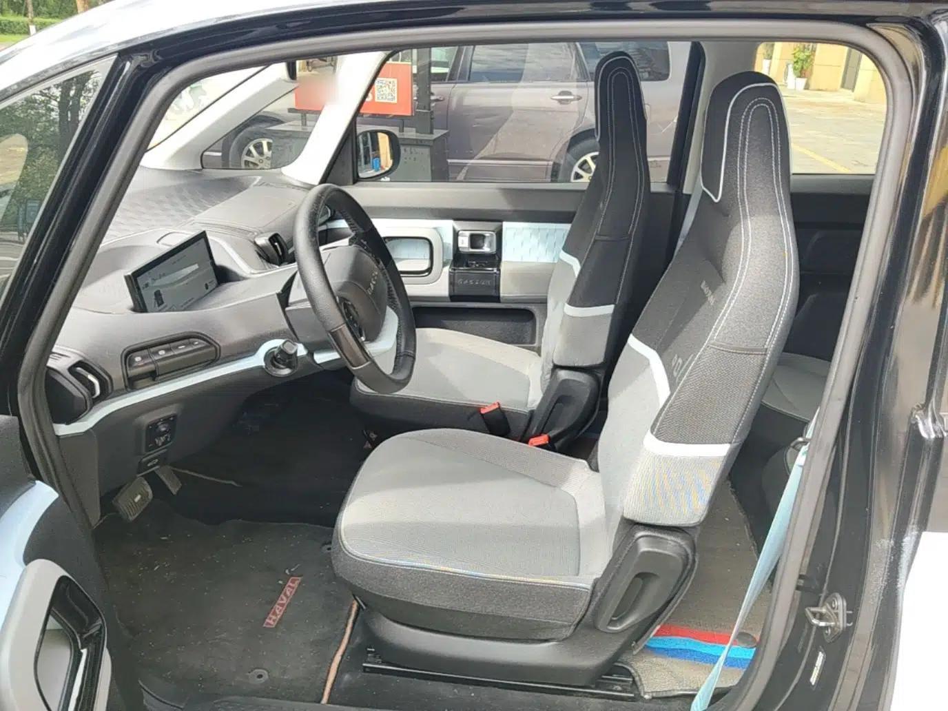 Baojun E300 2020 Plus Starry Intelligence Edition — миниатюра 17