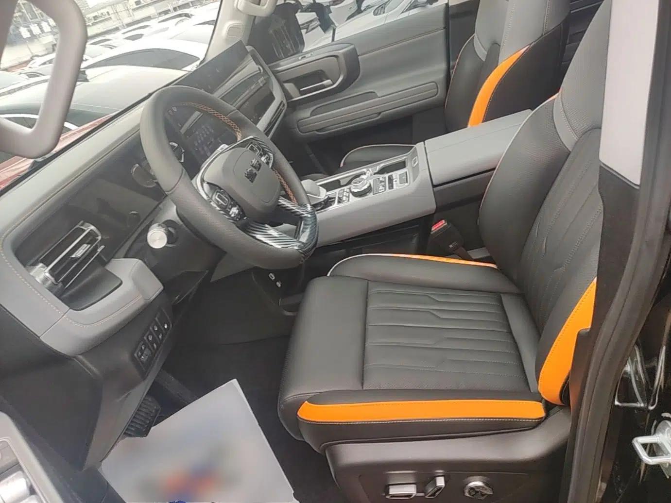 BAIC Off-Road BJ40 Electric Drive 2025 Model Yuanjing Smart Travel Edition — миниатюра 18
