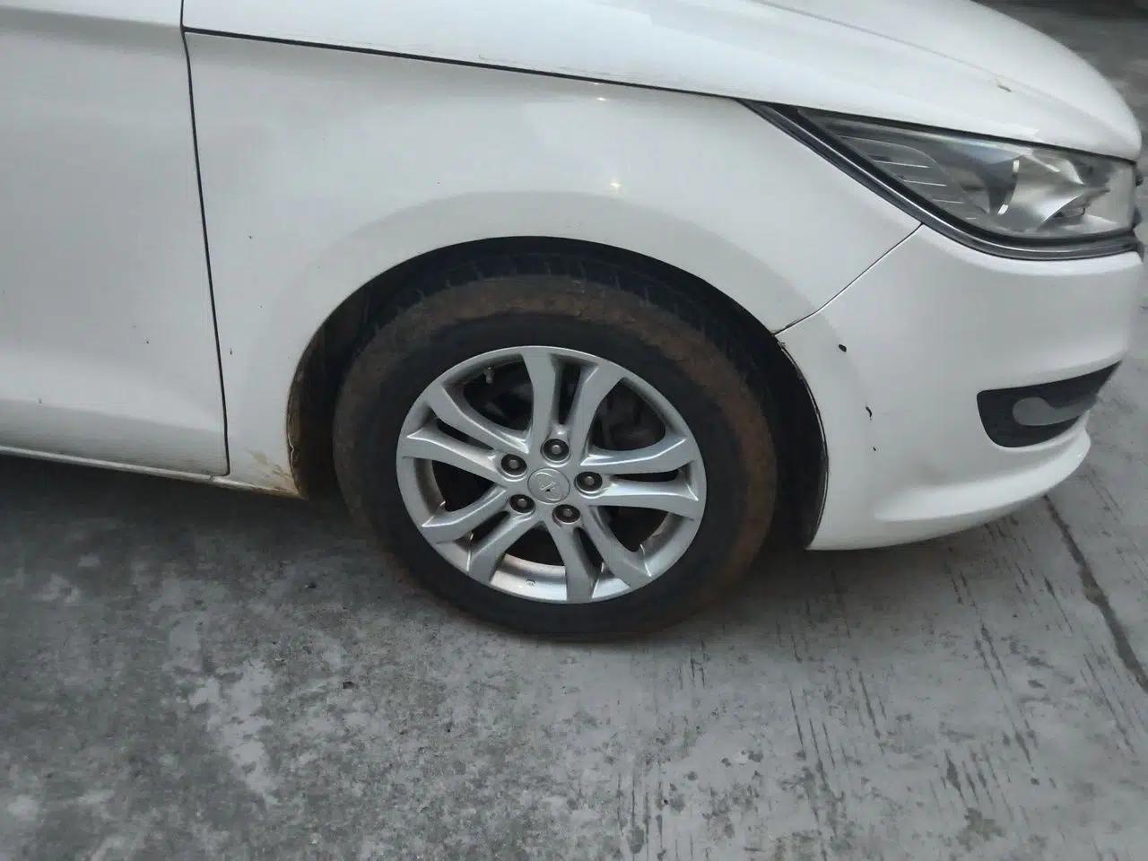 Bestune B50 2016 1.4T Automatic Luxury Model — миниатюра 8