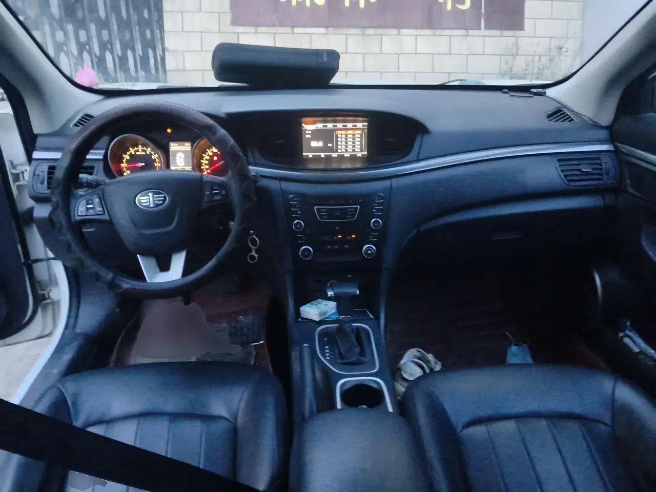 Bestune B50 2016 1.4T Automatic Luxury Model — миниатюра 10