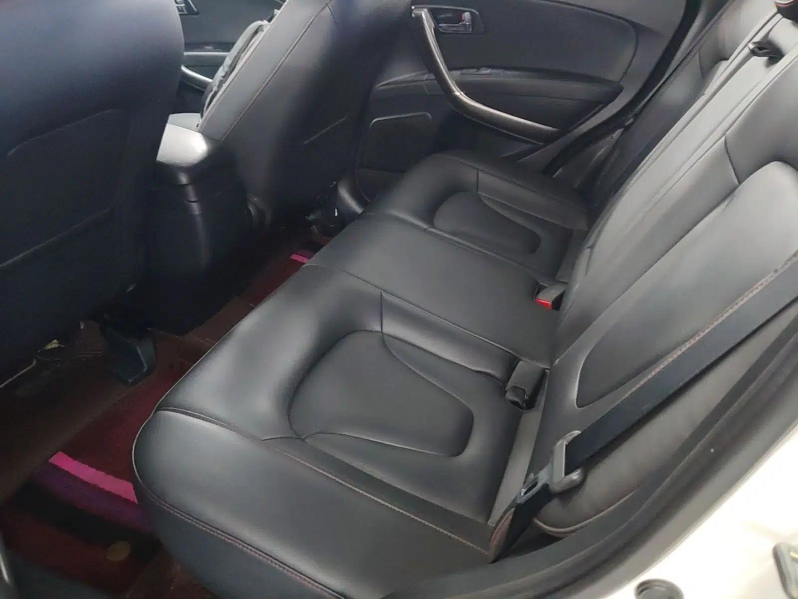 Bestune X80 2016 2.0L Automatic Luxury Model — миниатюра 18