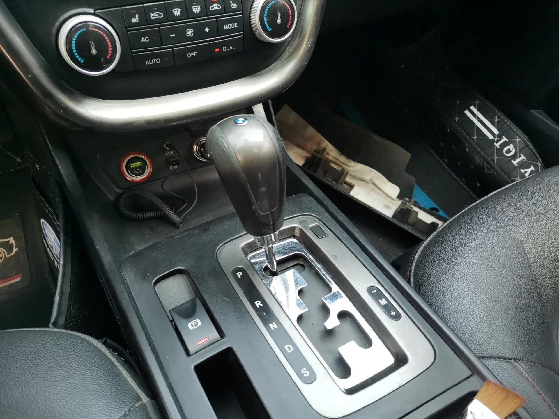 Bestune X80 2015 1.8T Automatic Luxury Model — миниатюра 15