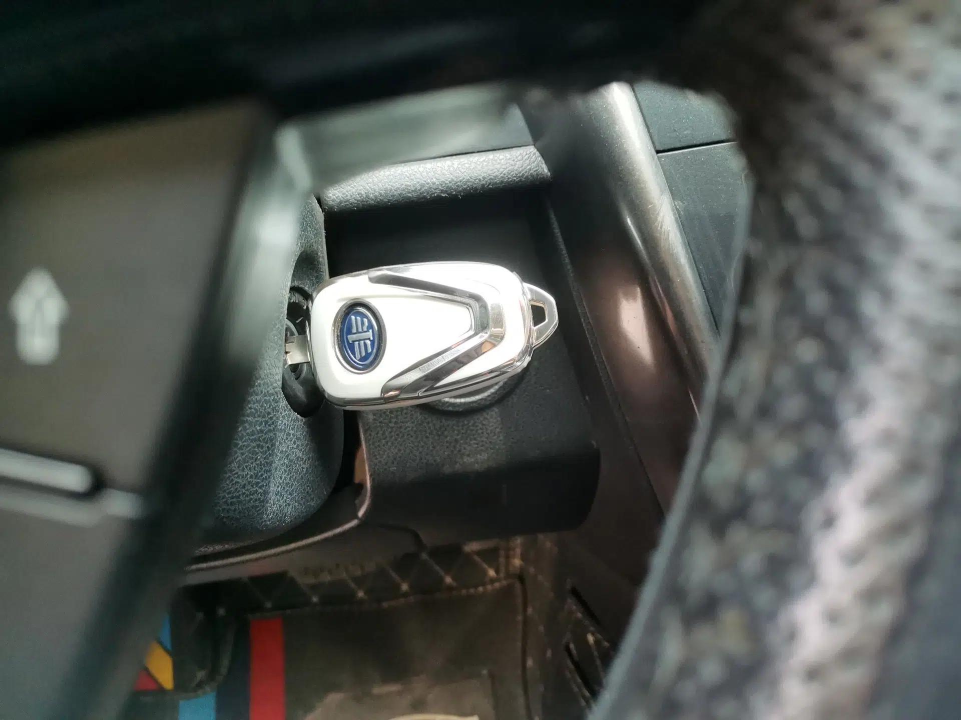 Bestune X80 2015 1.8T Automatic Luxury Model — миниатюра 9