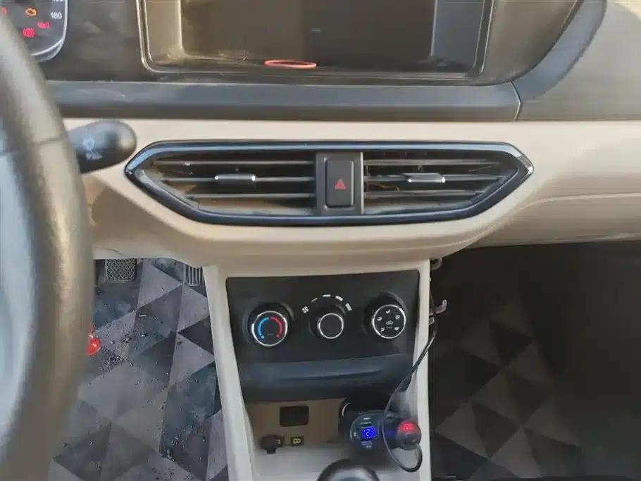 Crossstar V3 2023 1.3L Gasoline Standard 5-Seater Bus — миниатюра 13