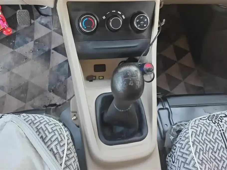 Crossstar V3 2023 1.3L Gasoline Standard 5-Seater Bus — миниатюра 16