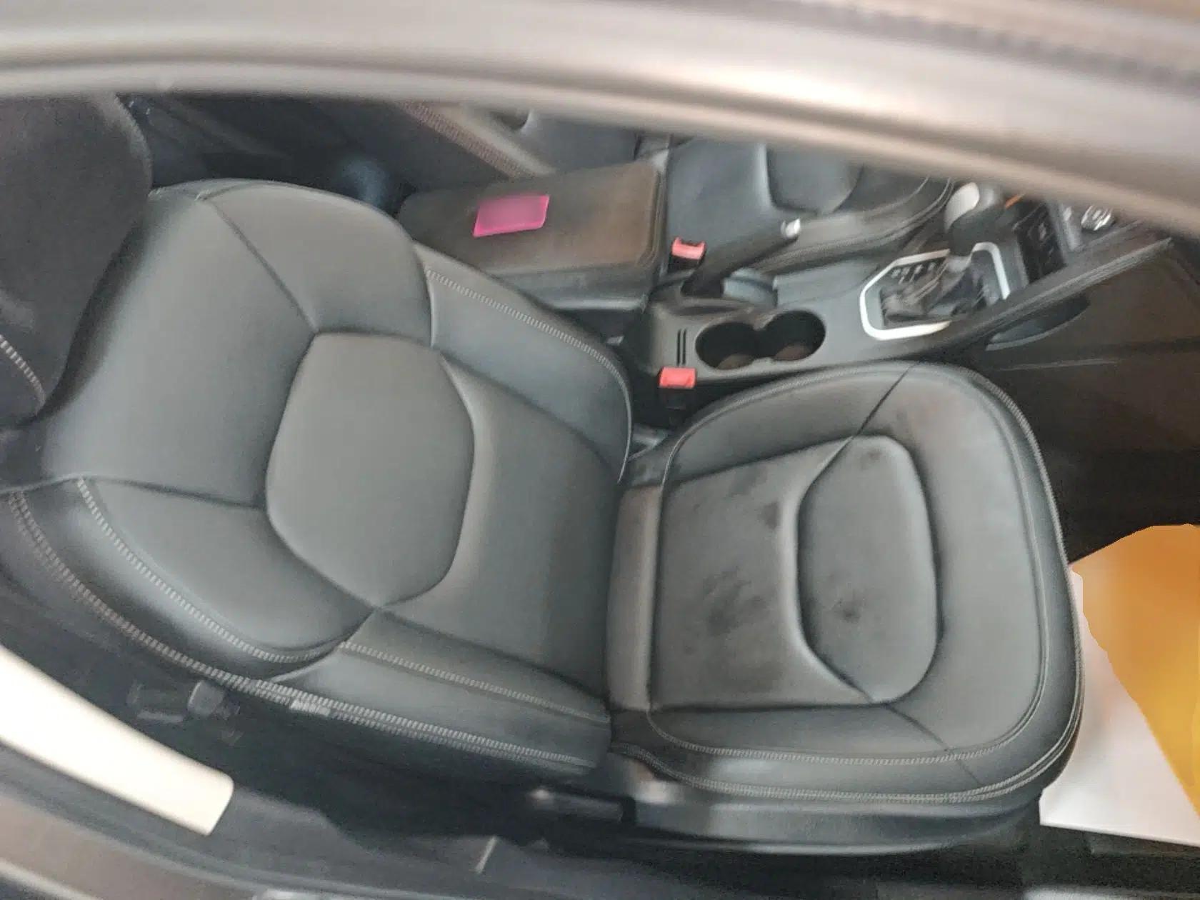 Bestune X40 2017 1.6L Automatic Luxury Model — миниатюра 23